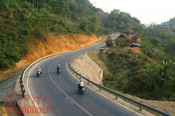 Hùng vĩ đường lên Tây Bắc ảnh 4